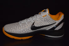 Load image into Gallery viewer, Nike Kobe 6 Protro White Del Sol