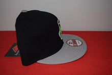 Load image into Gallery viewer, MLB New Era Cleveland Indians Lime Green Wahoo Snapback 9Fifty