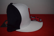 Load image into Gallery viewer, MLB New Era Cleveland Indians Big Face Chief Wahoo Fitted 59Fifty