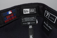 Load image into Gallery viewer, MLB New Era Cleveland Indians Big Face Chief Wahoo Fitted 59Fifty