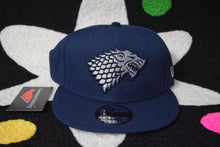 Load image into Gallery viewer, GOT X New Era Game of Thrones Stark Snapback 9Fifty