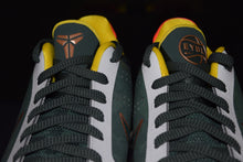 Load image into Gallery viewer, Nike Kobe 5 Protro EYBL