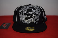 Load image into Gallery viewer, New Era Troy Lee Designs Skull Moto Fitted 59Fifty SAMPLE
