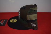 Load image into Gallery viewer, NHL New Era Chicago Blackhawks Camo Fitted 59Fifty