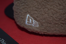 Load image into Gallery viewer, NHL New Era Pittsburgh Penguins Fitted Winter Hat 59Fifty