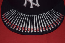 Load image into Gallery viewer, MLB Spike Lee X New Era New York Yankees Lid Champ Bats Fitted 59Fifty