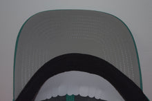 Load image into Gallery viewer, Masters Logo Green Perfomance Hat By American Needle