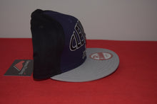 Load image into Gallery viewer, MLB New Era Cleveland Indians Chief Wahoo Script Logo Snapback 9Fifty