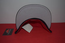Load image into Gallery viewer, MLB New Era New York Yankees Mesh Fitted 59Fifty SAMPLE