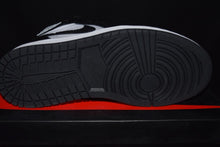 Load image into Gallery viewer, Jordan 1 Panda Twist
