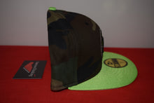 Load image into Gallery viewer, NHL New Era Boston Bruins Camo Fitted 59Fifty SAMPLE