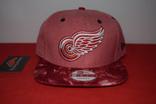 Load image into Gallery viewer, NHL New Era Detroit Red Wings Red Dye Design Lid Snapback 9Fifty