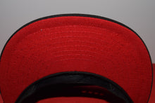 Load image into Gallery viewer, Marvel X New Era Venom Snapback Hat 9Fifty