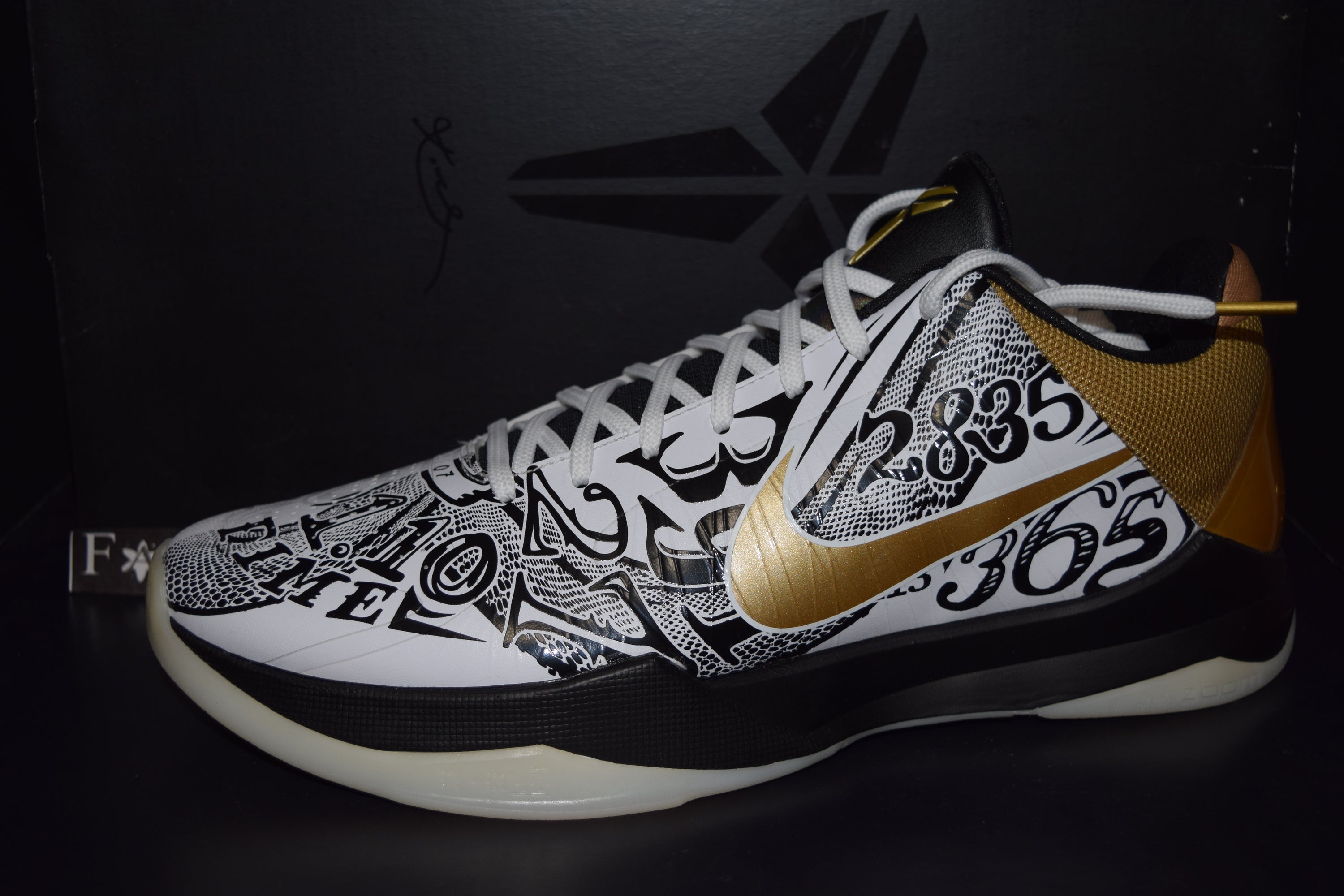 Nike Kobe 5 Protro Big Stage – Famousthinking