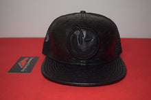 Load image into Gallery viewer, New Era Yums Avicii Black Label Strapback 9Fifty