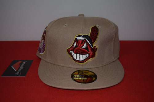 MLB New Era Cleveland Indians Chief Wahoo Beige Patch Fitted 59Fifty