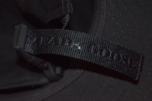 Load image into Gallery viewer, Canada Goose X New Era Buckleback 9Fifty