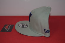 Load image into Gallery viewer, New Era Nascar Kyle Larson Snapback 9Fifty