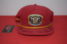 Load image into Gallery viewer, Fitted Hawaii New Era Coat of Arms Snapback 9Fifty