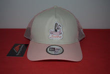 Load image into Gallery viewer, New Era Flamingo Girl Mesh Snapback 9Fifty