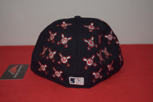 Load image into Gallery viewer, MLB Spike Lee X New Era New York Yankees Crossed Bats Fitted 59Fifty