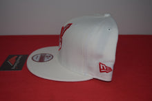 Load image into Gallery viewer, MLB New Era Cleveland Indians Chief Wahoo White Snapback 9Fifty