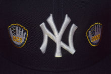 Load image into Gallery viewer, MLB Spike Lee X New Era New York Yankees Golden Glove Champion Fitted 59Fifty