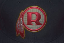 Load image into Gallery viewer, NFL New Era Washington Redskins Fitted 59Fifty PROMO SAMPLE