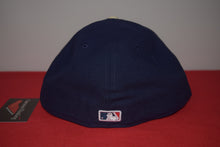 Load image into Gallery viewer, MLB New Era Cleveland Indians Chief Wahoo On Field Fitted 59Fifty VINTAGE