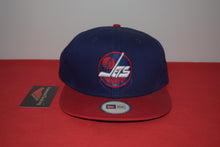 Load image into Gallery viewer, NHL New Era Winnipeg Jets Snapback 9Fifty VINTAGE