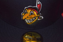 Load image into Gallery viewer, MLB New Era Cleveland Indians Retro Chief Wahoo Fitted 59Fifty