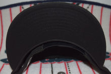 Load image into Gallery viewer, NPB New Era Tokyo Yakult Swallows Side Piece Snapback 9Fifty