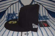 Load image into Gallery viewer, NPB New Era Yokohama DeNa Baystars BW Fitted 59Fifty