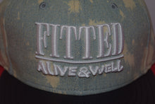 Load image into Gallery viewer, Fitted Hawaii New Era Alive and Well Snapback 9Fifty