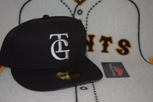 Load image into Gallery viewer, NPB New Era Yomiuri Tokyo Giants Pre Curved Fitted 59Fifty