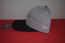 Load image into Gallery viewer, Fitted Hawaii New Era H Script 9Twenty Strapback
