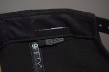 Load image into Gallery viewer, New Era Hawaiian Style Original Fit Snapback