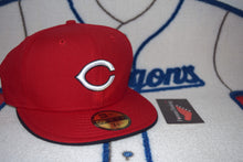 Load image into Gallery viewer, NPB New Era Hiroshima Toyo Carp Fitted 59Fifty