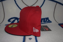 Load image into Gallery viewer, NPB New Era Hiroshima Toyo Carp Fitted 59Fifty