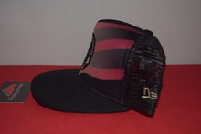 Load image into Gallery viewer, New Era Hawaiian Style Mesh Snapback 9Fifty