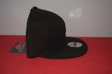 Load image into Gallery viewer, Malbon X New Era Fitted 59Fifty