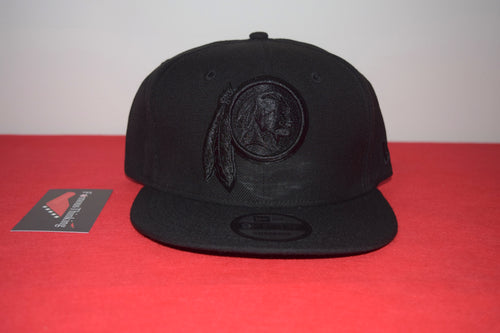 NFL New Era Washington Redskins Black on Black Snapback 9Fifty