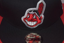 Load image into Gallery viewer, MLB New Era Cleveland Indians Chief Wahoo Black Silver Shadow Fitted 59Fifty