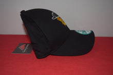 Load image into Gallery viewer, Pokemon x New Era Pikachu Black Strapback 9Forty