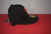 Load image into Gallery viewer, NPB New Era Yomiuri Giants Low Profile Fitted 59Fifty