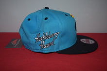 Load image into Gallery viewer, Disney X New Era Huckleberry Hound Snapback 9Fifty