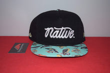 Load image into Gallery viewer, Fitted Hawaii New Era Nature Snapback 9Fifty
