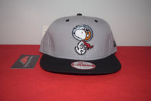 Load image into Gallery viewer, Peanuts X New Era Astronaut Snoopy Snapback 9Fifty