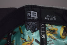 Load image into Gallery viewer, Fitted Hawaii X New Era Mua Snapback 9Fifty