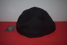 Load image into Gallery viewer, One Piece X New Era Blackbeard Pirates Fitted 59Fifty